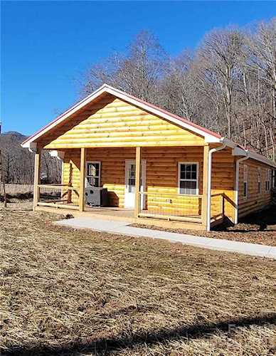 5881 Us 23 Hwy Mars Hill, NC 28754