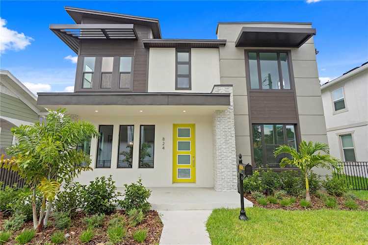 824 W Columbus Dr Tampa, FL 33602