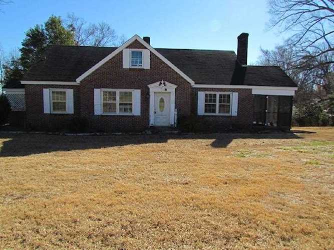 818 Old Buncombe Rd Union, SC 29379