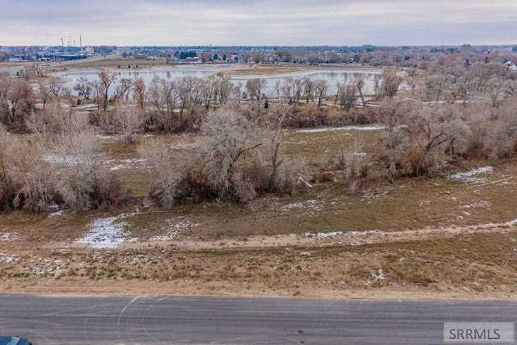 L13B1 E 526 N Rigby, ID 83442