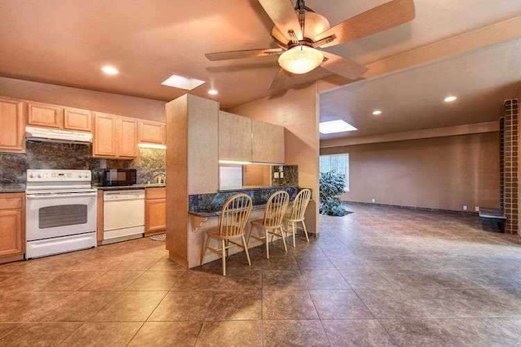 4516 Foster Way Carmichael, CA 95608