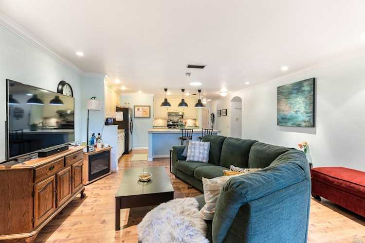 104 Vineyard Circle Yountville, CA 94599