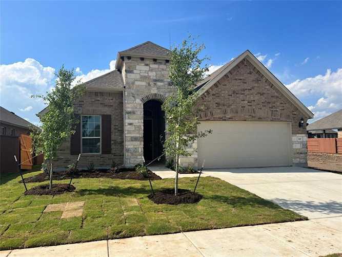 140 Rocky View LN Georgetown, TX 78628