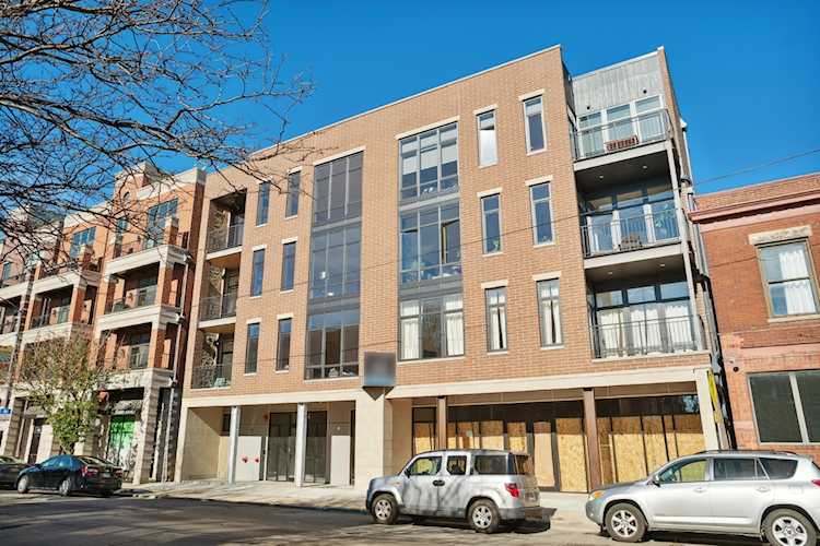 1824 W Foster Ave #402 Chicago, IL 60640 | MLS 11706555 Photo 1