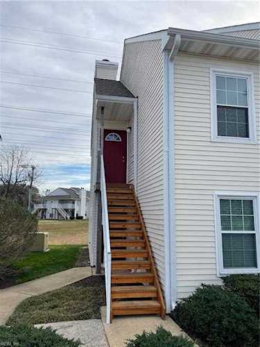 5682 Landfall Dr Virginia Beach, VA 23462
