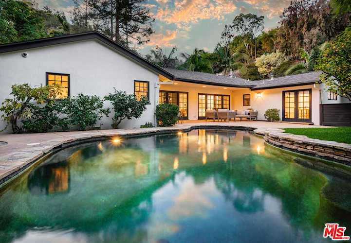 1268 Beverly View Dr Beverly Hills, CA 90210