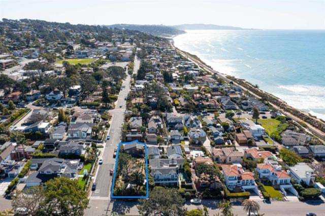 1030 Stratford Court Del Mar, CA 92014