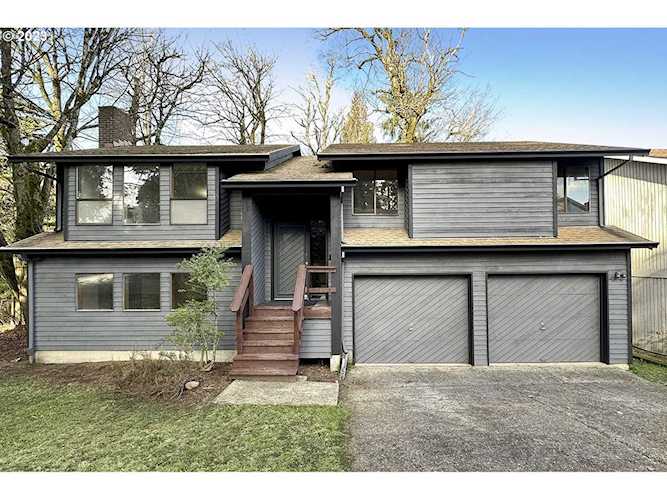16448 NE Fargo ST Portland, OR 97230