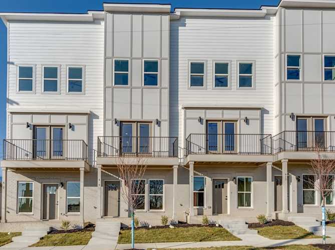 413 Lellyett Ave Nashville, TN 37209