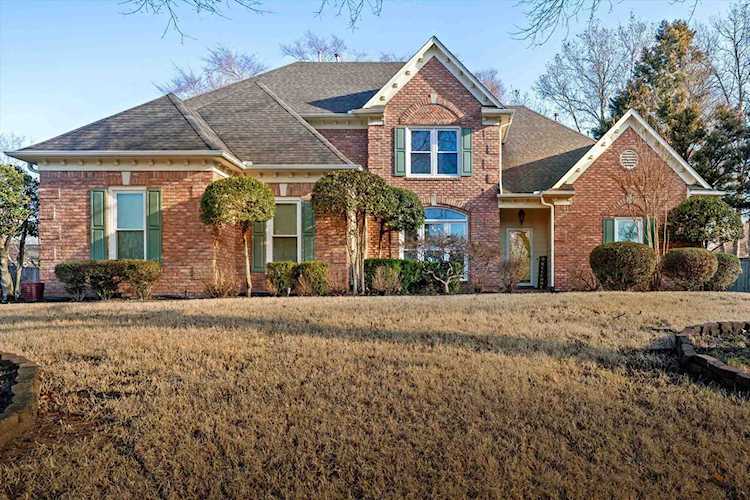 1626 Saddle Chase Cv Cordova, TN 38016