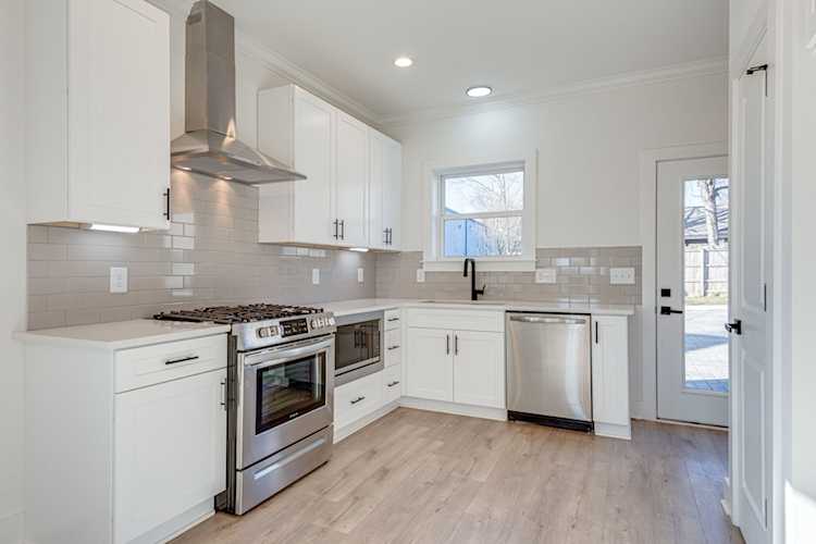 407 Lellyett Ave Nashville, TN 37209