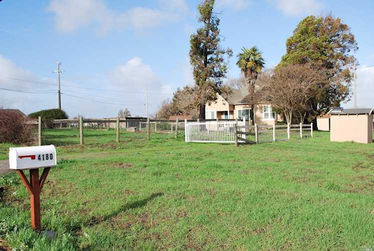 4180 Bodega Avenue Petaluma, CA 94952