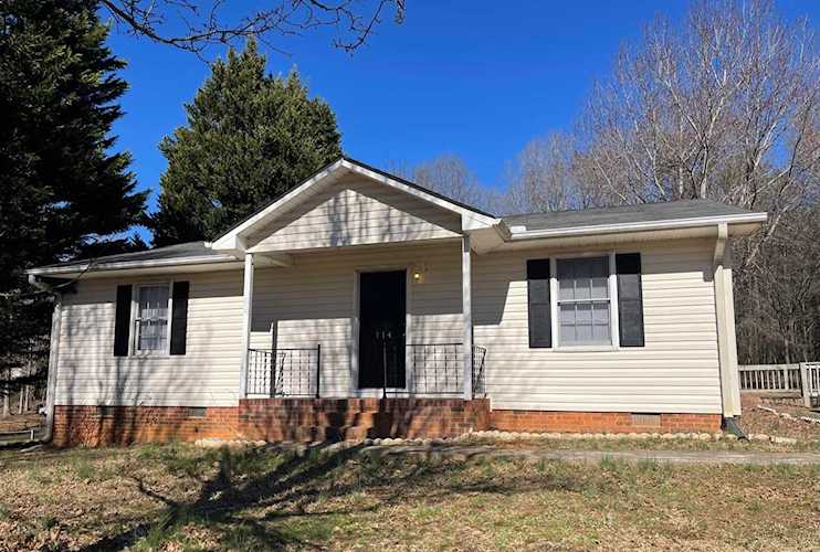 114 Glyn Oaks Drive Boiling Springws, SC 29316