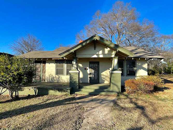 298 E Fremont Avenue Spartanburg, SC 29303