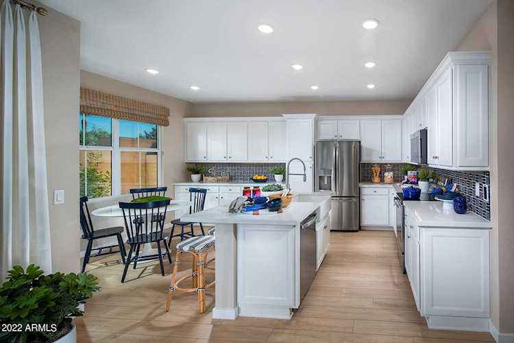 1103 W Diamondback Drive Chandler, AZ 85286