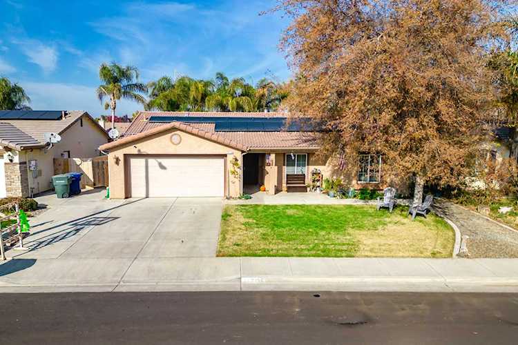2156 Freedom St Hanford, CA 93230