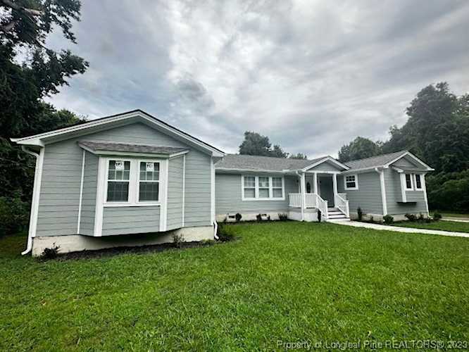 604 San Lee Dr Sanford, NC 27330