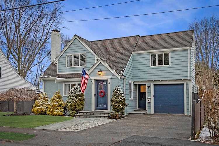 5 Tufts Street Marblehead, MA 01945 | MLS 73072774 Photo 1