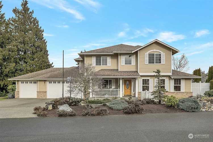 15521 E Shore Dr Lynnwood, WA 98037
