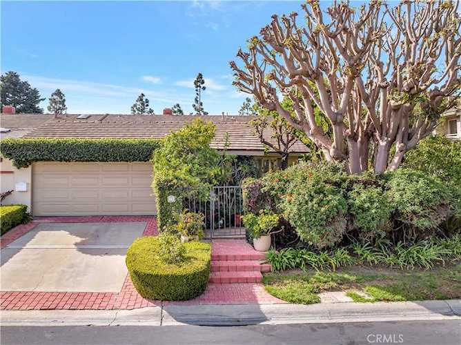 15 Rue Fontainebleau Newport Beach, CA 92660