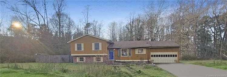 106 Forest Ln Williamsburg, VA 23188