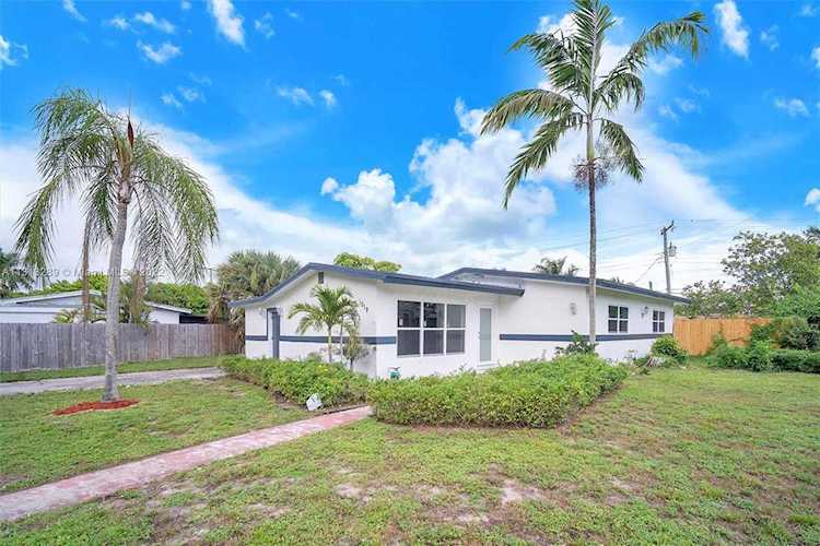 1019 NW 14th Ct Fort Lauderdale, FL 33311