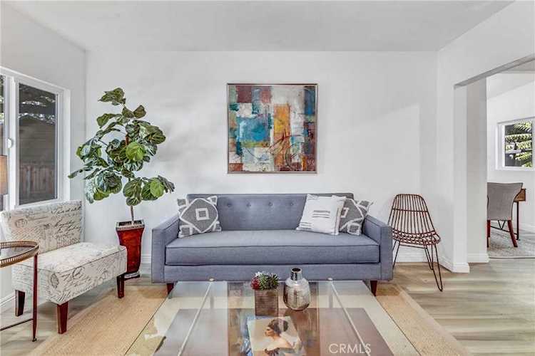 591 Ashtabula Pasadena, CA 91104