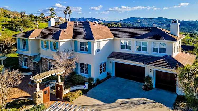 1333 Vista De Lomas Bonsall, CA 92003