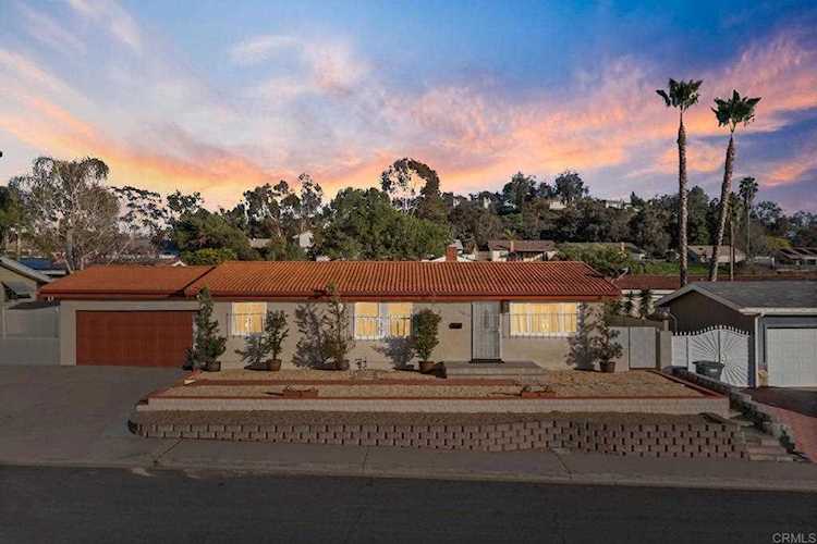 13615 Utopia Rd Poway, CA 92064