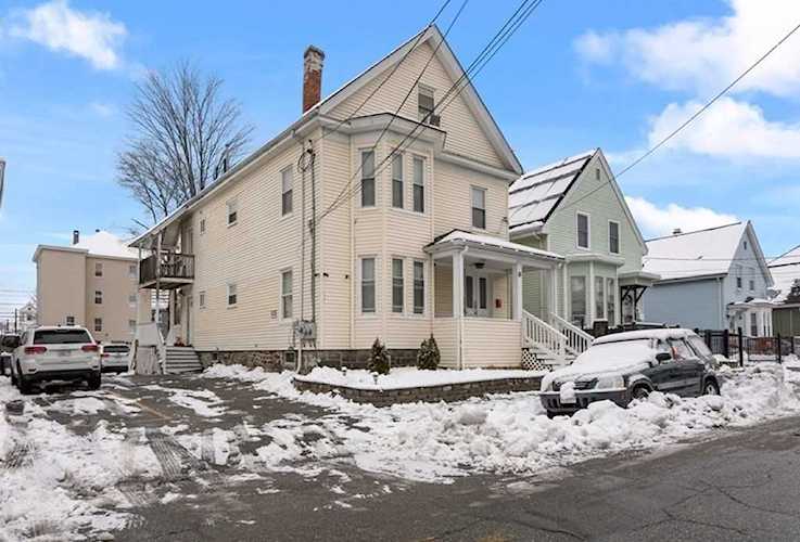15 Annis St in Methuen, MA - Century 21 New England Photo 1