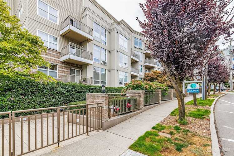 3221 SW Avalon Way #501 Seattle, WA 98126
