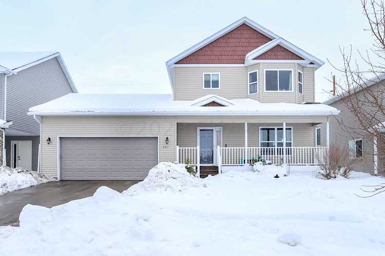 501 Foxtail Dr E West Fargo, ND 58078 | MLS 23-280 Photo 1