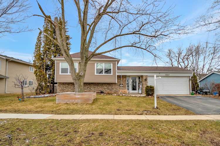7917 Westview Ln Woodridge, IL 60517