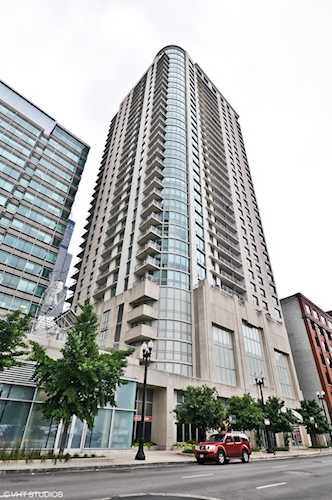 125 S Jefferson St #1003 Chicago, IL 60661
