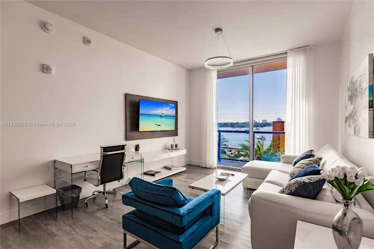 777 N Ocean Dr #N327 Hollywood, FL 33019