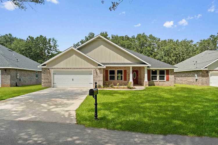 3279 Secret Isle Way Navarre, FL 32566