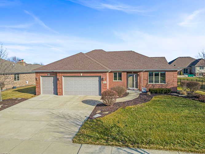 2844 Taylor Glen Dr New Lenox, IL 60451