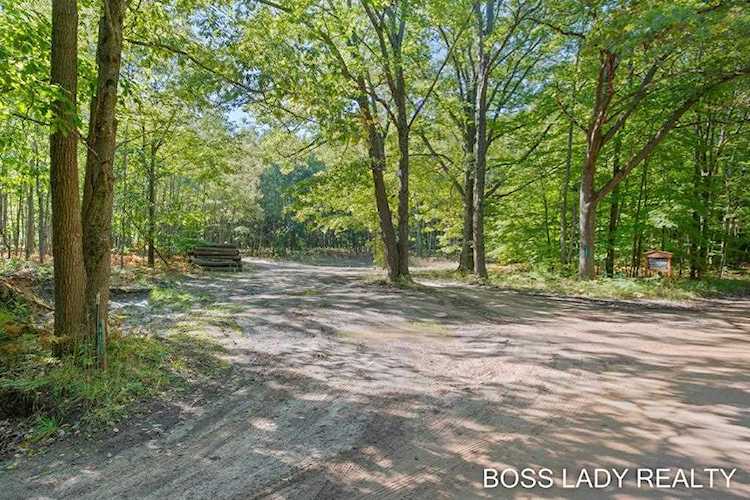 4429 W Nurnberg Rd Victory Twp, MI 49411