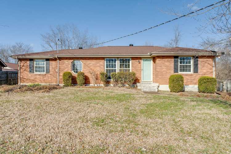 220 Morris St Hendersonville, TN 37075