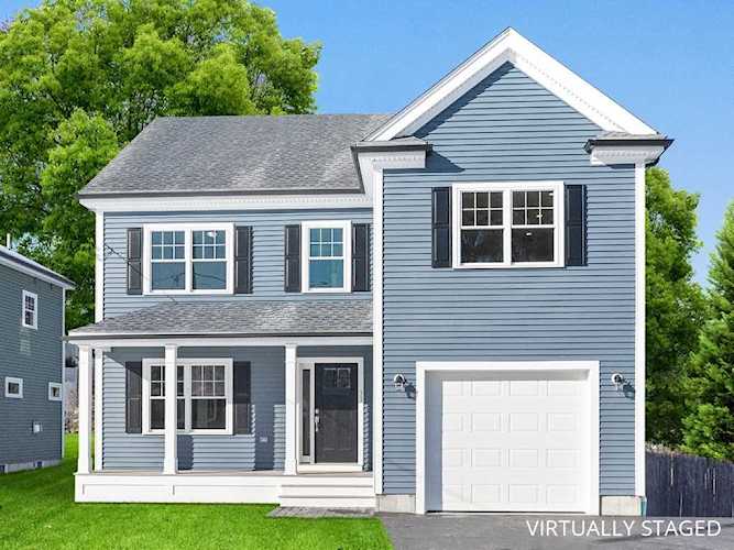 33 Circle Drive Waltham, MA 02453