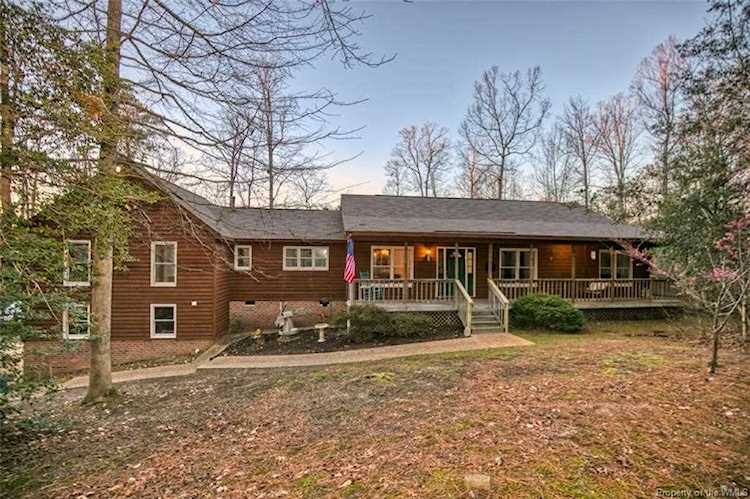 2960 Jolly Pond Rd Williamsburg, VA 23188