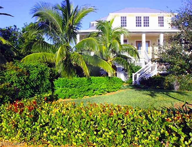 5271 Indian Ct Sanibel, FL 33957