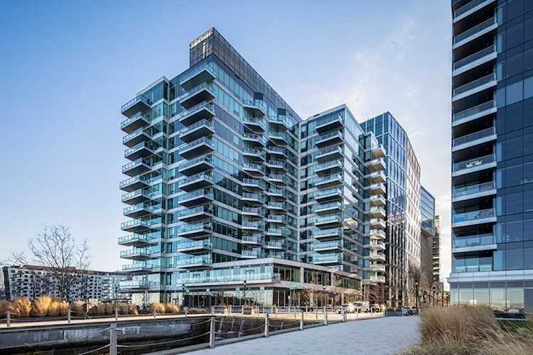 50 Liberty #3A Boston, MA 02110
