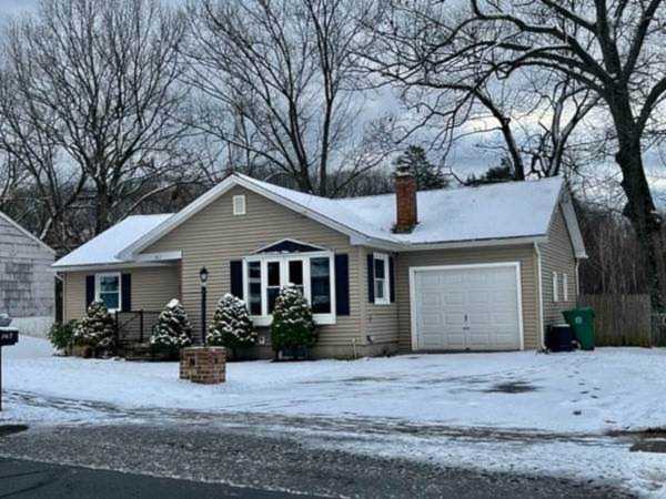 367 Irene St Chicopee, MA 01020
