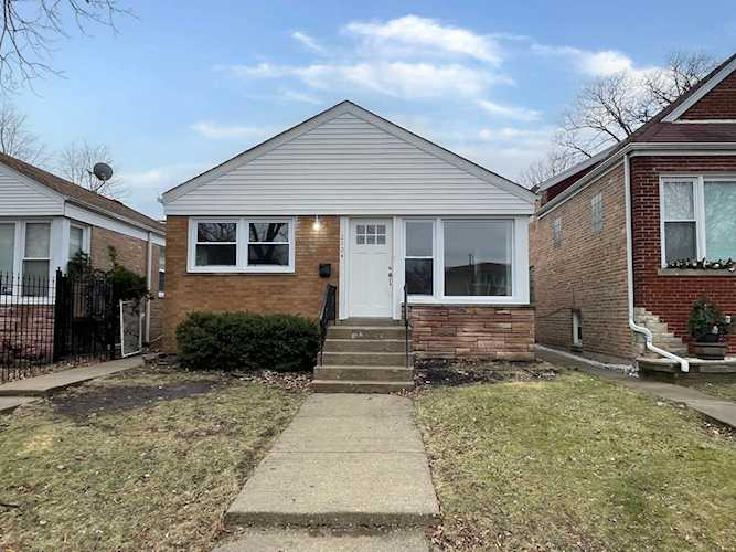 2104 N Mobile Ave Chicago, IL 60639