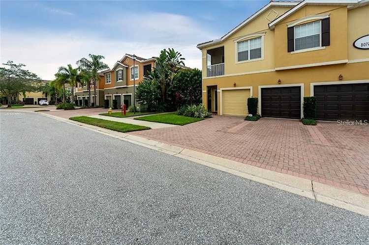 8078 Moonstone Dr #17-201 Sarasota, FL 34233