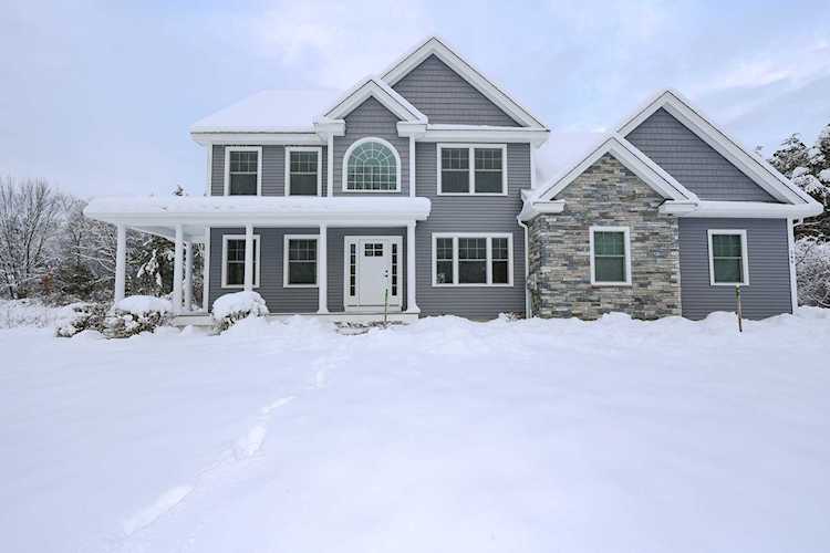 246 Wallace Rd Bedford, NH 03110 | MLS 4941572 Photo 1