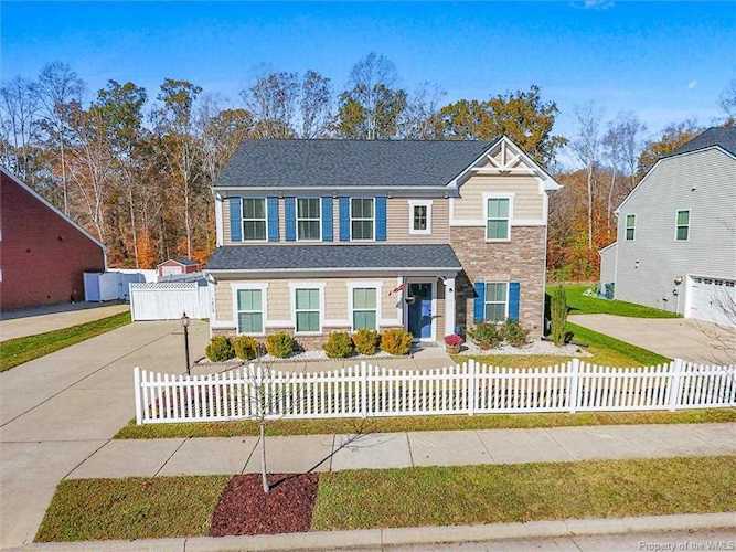 7412 Wicks Rd Williamsburg, VA 23188