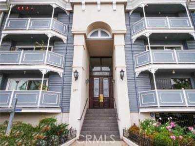 2411 Prospect Ave #128 Hermosa Beach, CA 90254
