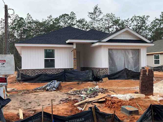 3017 N 36th Ave Milton, FL 32583